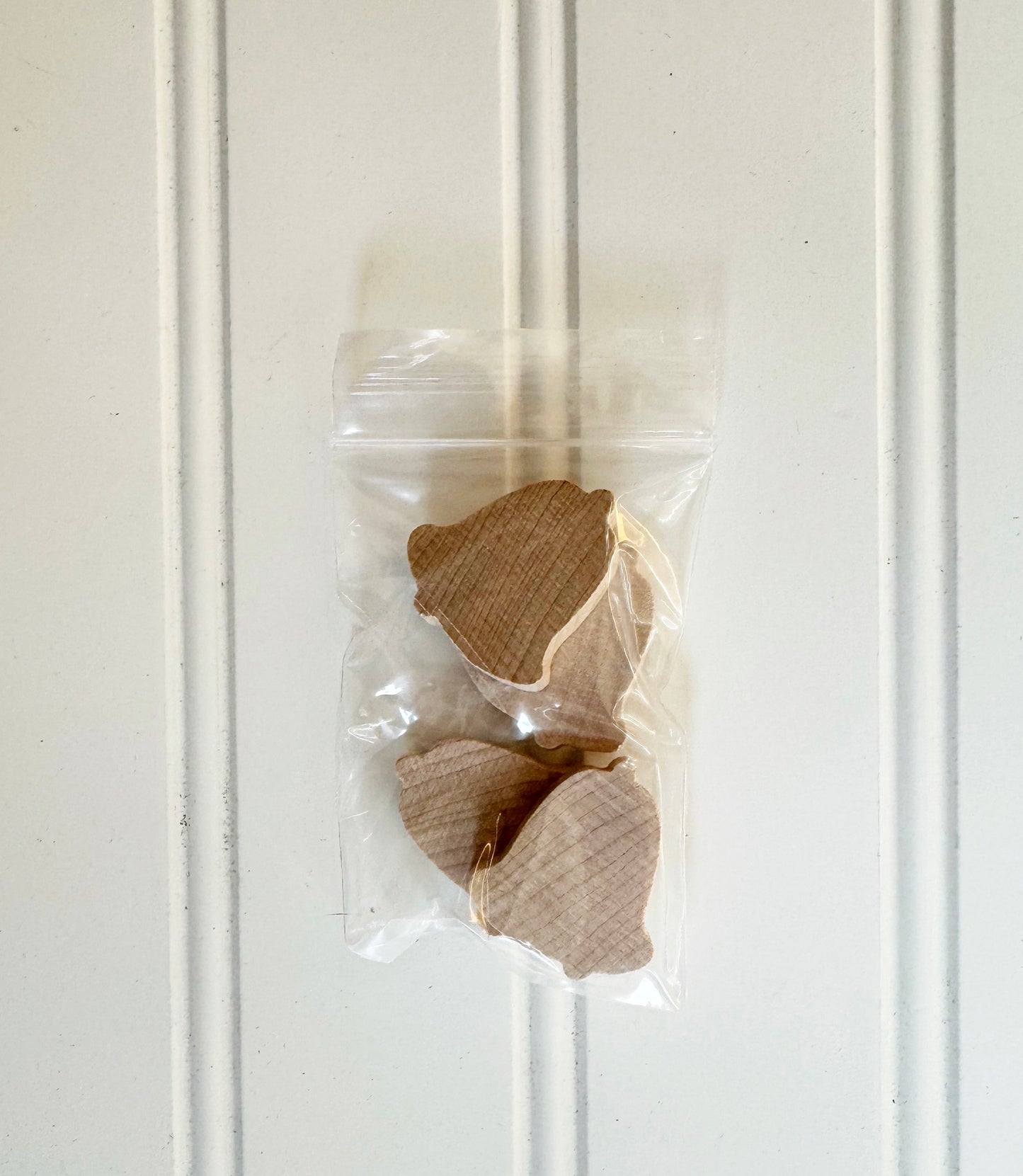 Mini wood bells 4 pack