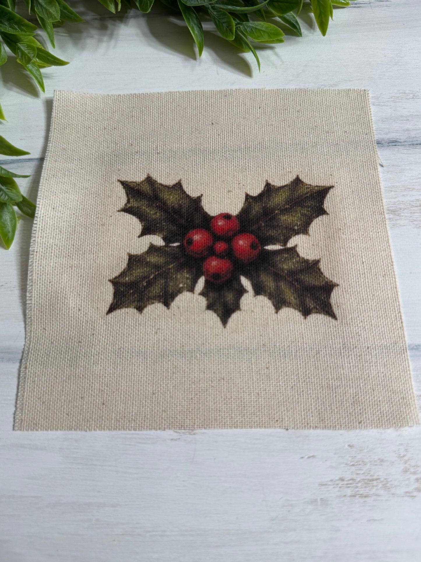 Holly with berries 5” patch