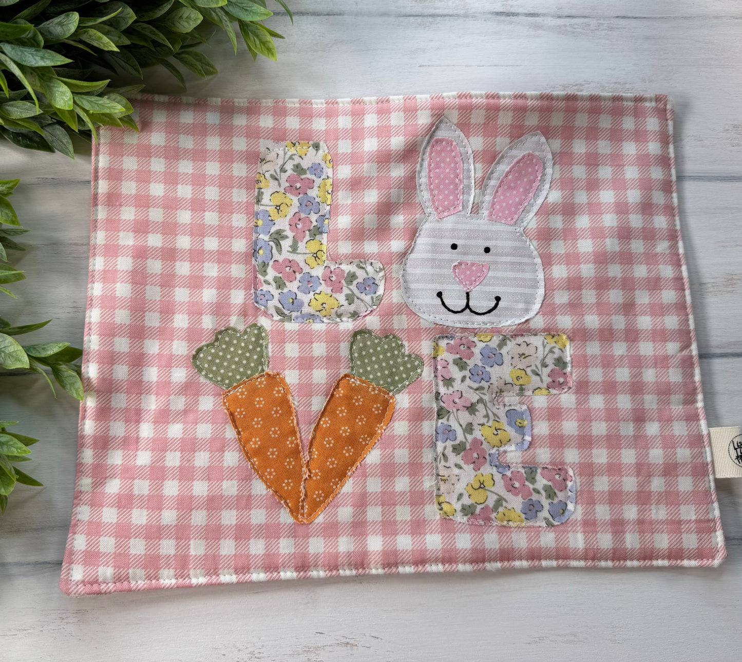 Love Bunny applique pattern