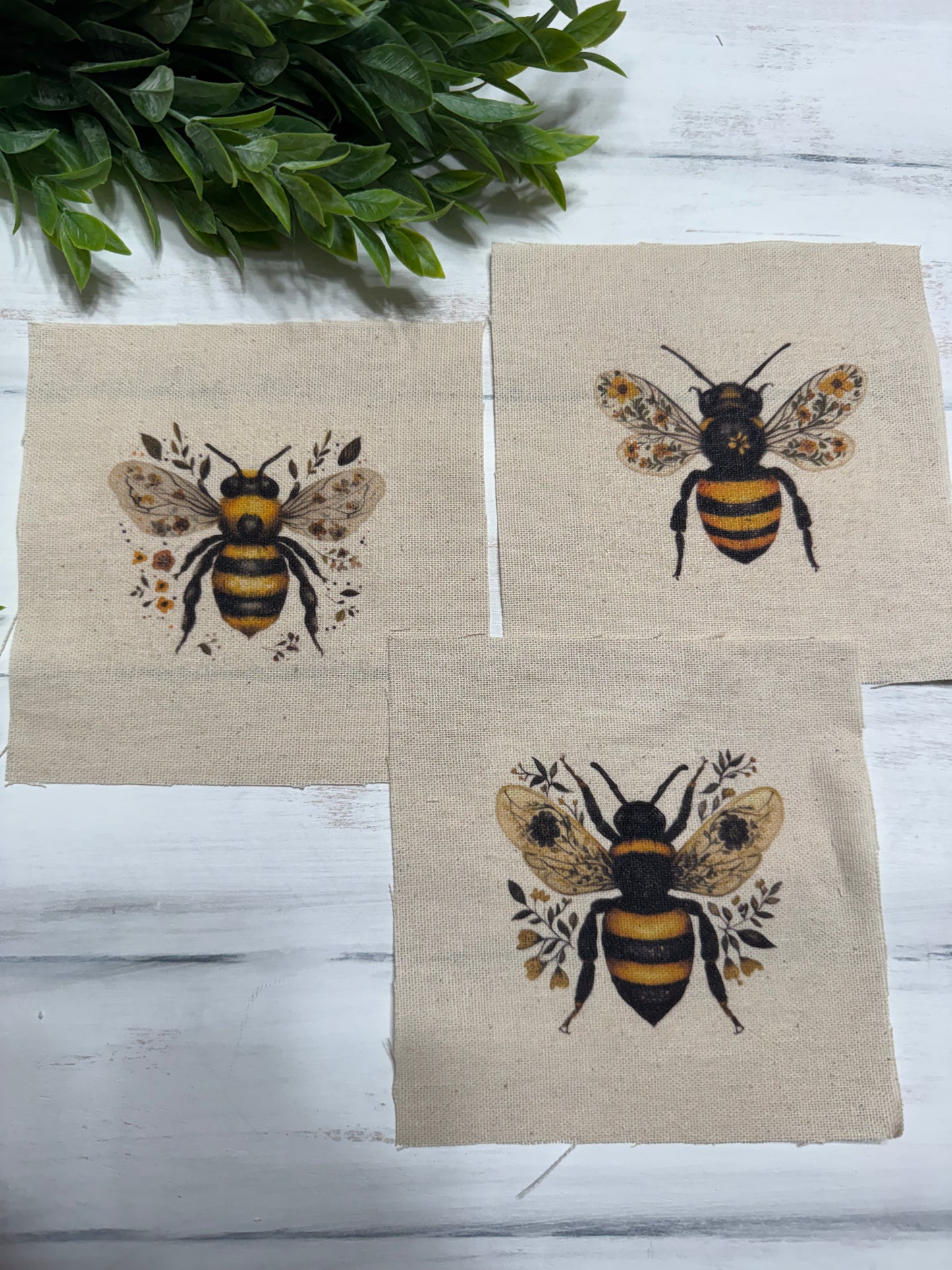 Bee trio 5” patch