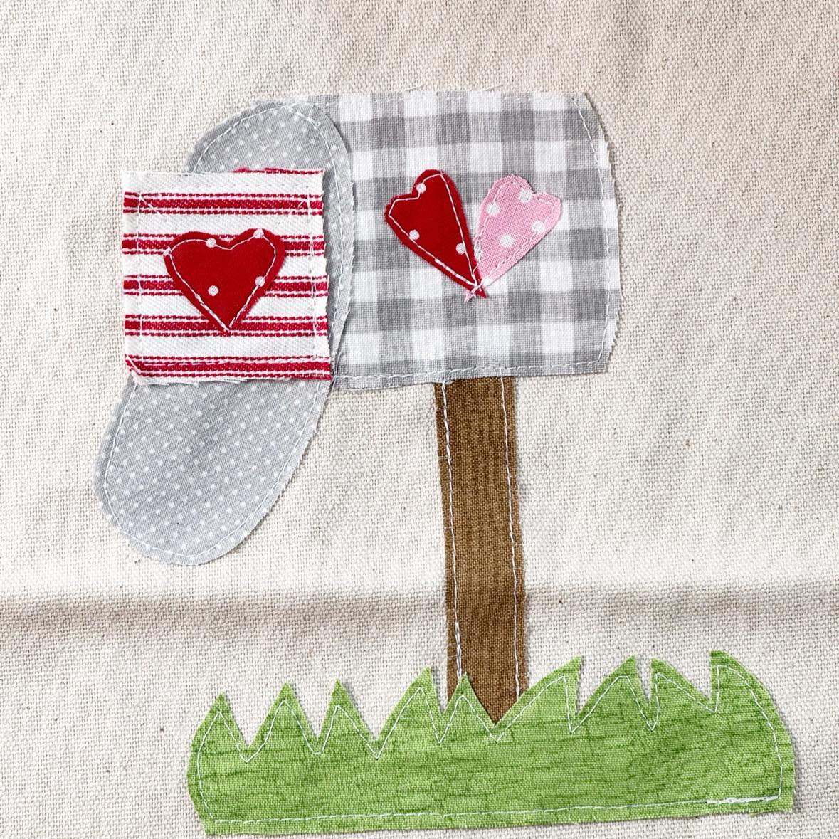 Mailbox applique pattern