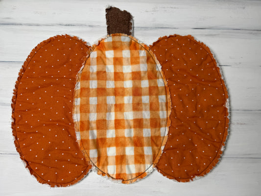 Oval Pumpkin quilted table piece