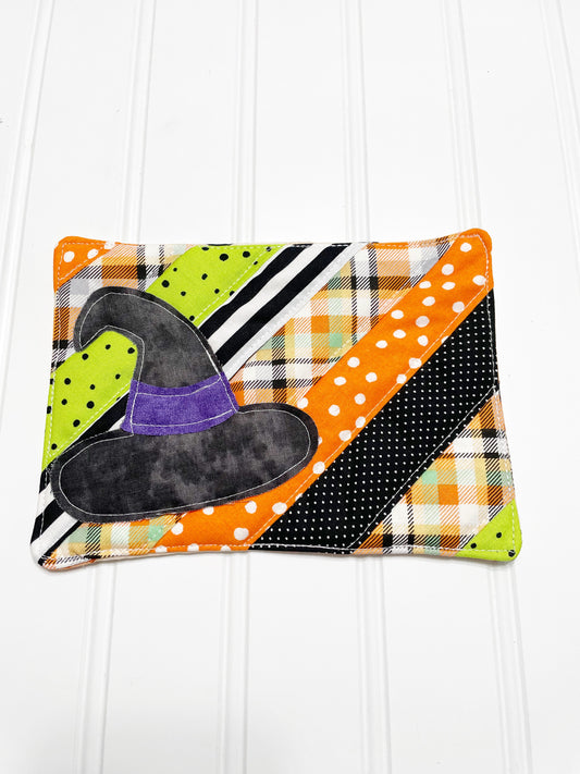 Witch’s hat mug rug