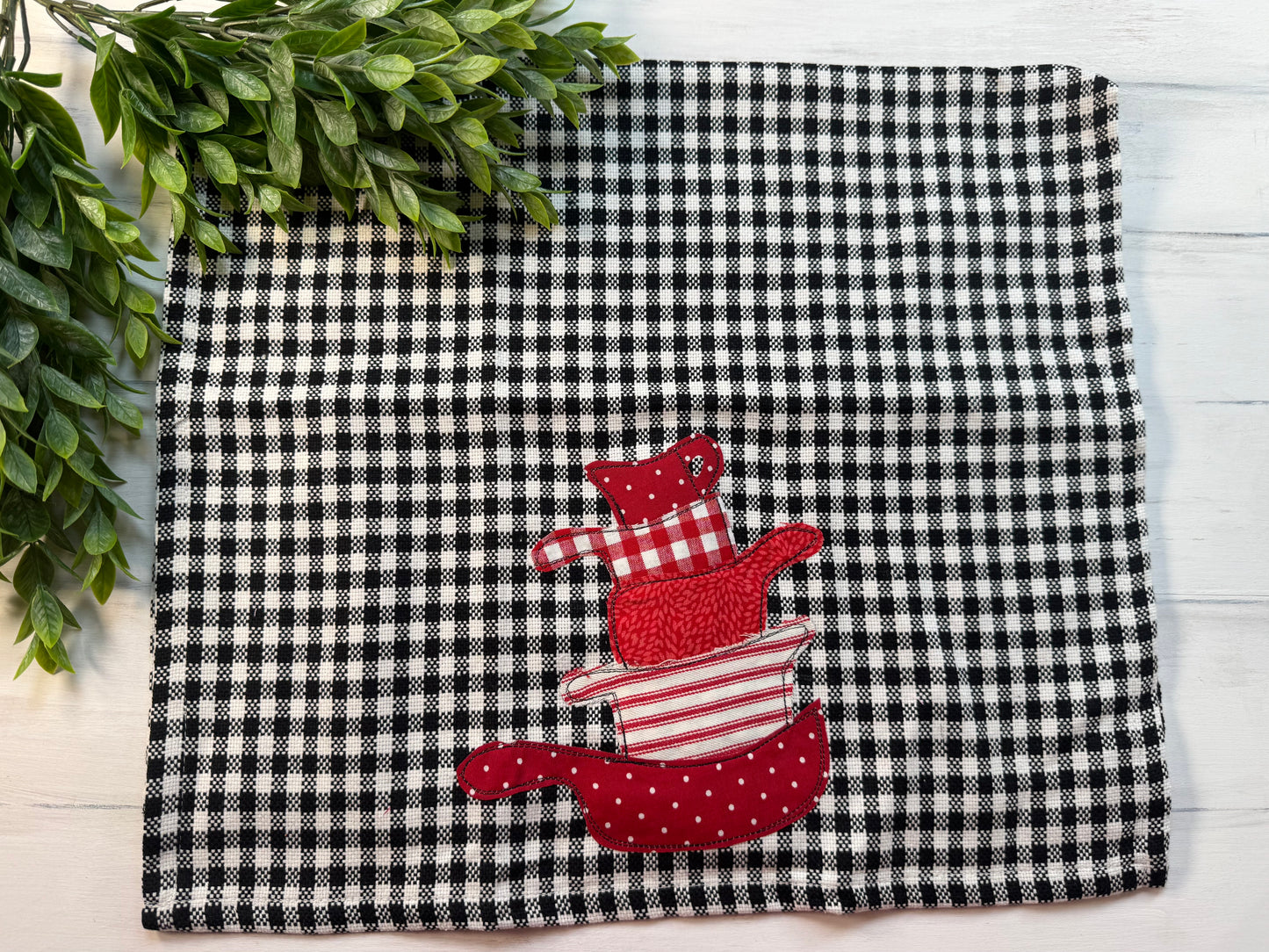 Pan stack tea towel