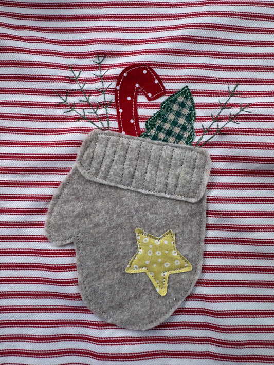 Mitten with inserts applique patterns