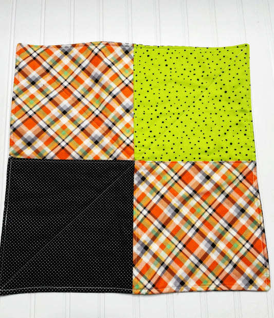 16” quilted 4 square Halloween table mat
