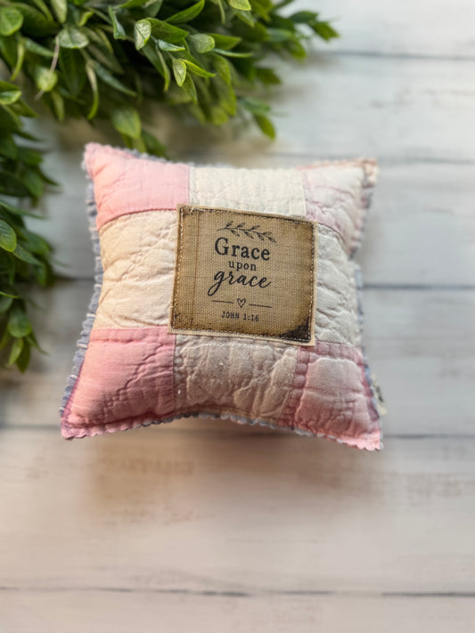 Grace vintage quilt 6” pillow