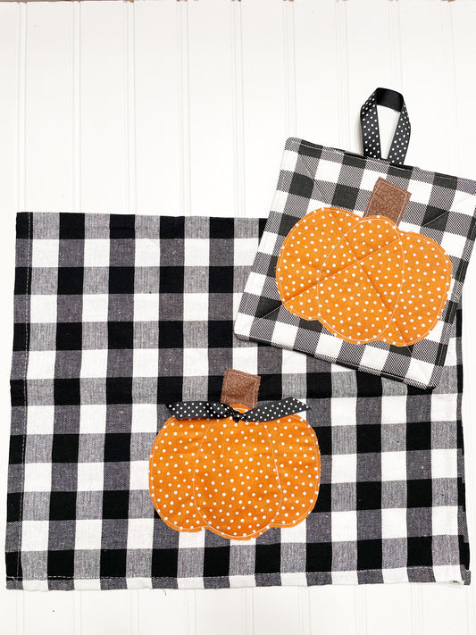 Pumpkin towel and potholder