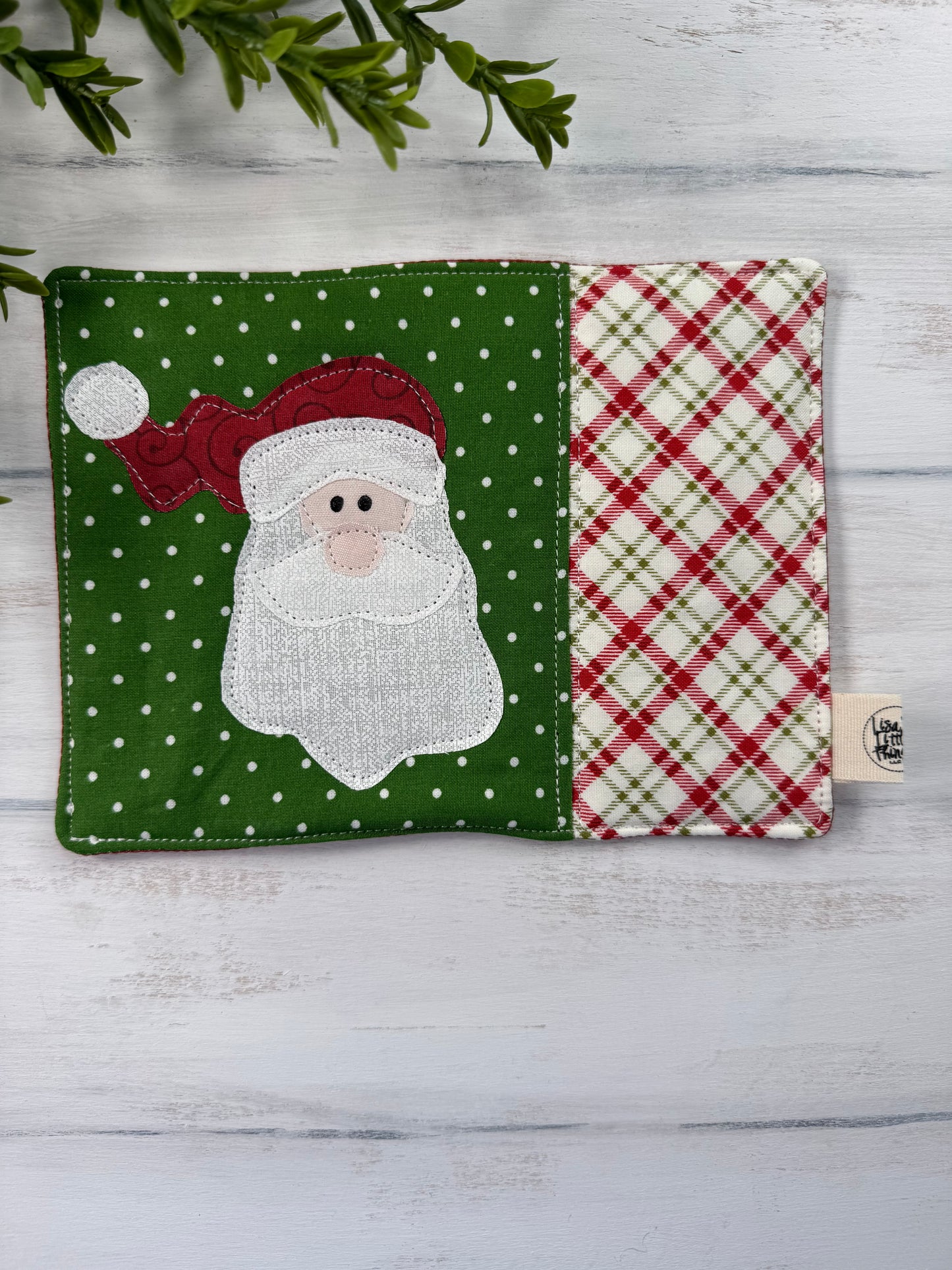 Santa appliqué mug rug