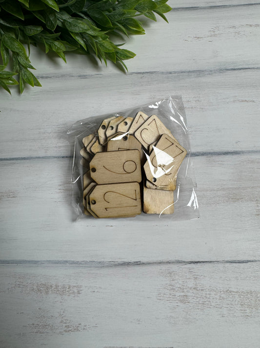 Advent calendar countdown tags