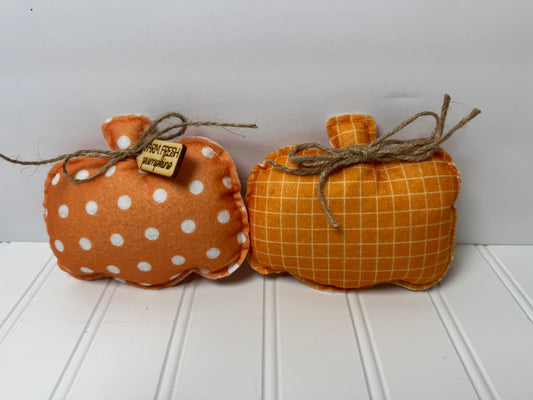 Set of 2 stuffed pumpkins