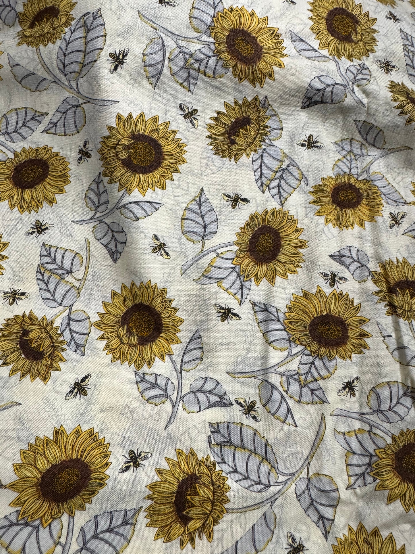 Sunflowers & bees 1+ yard fabric