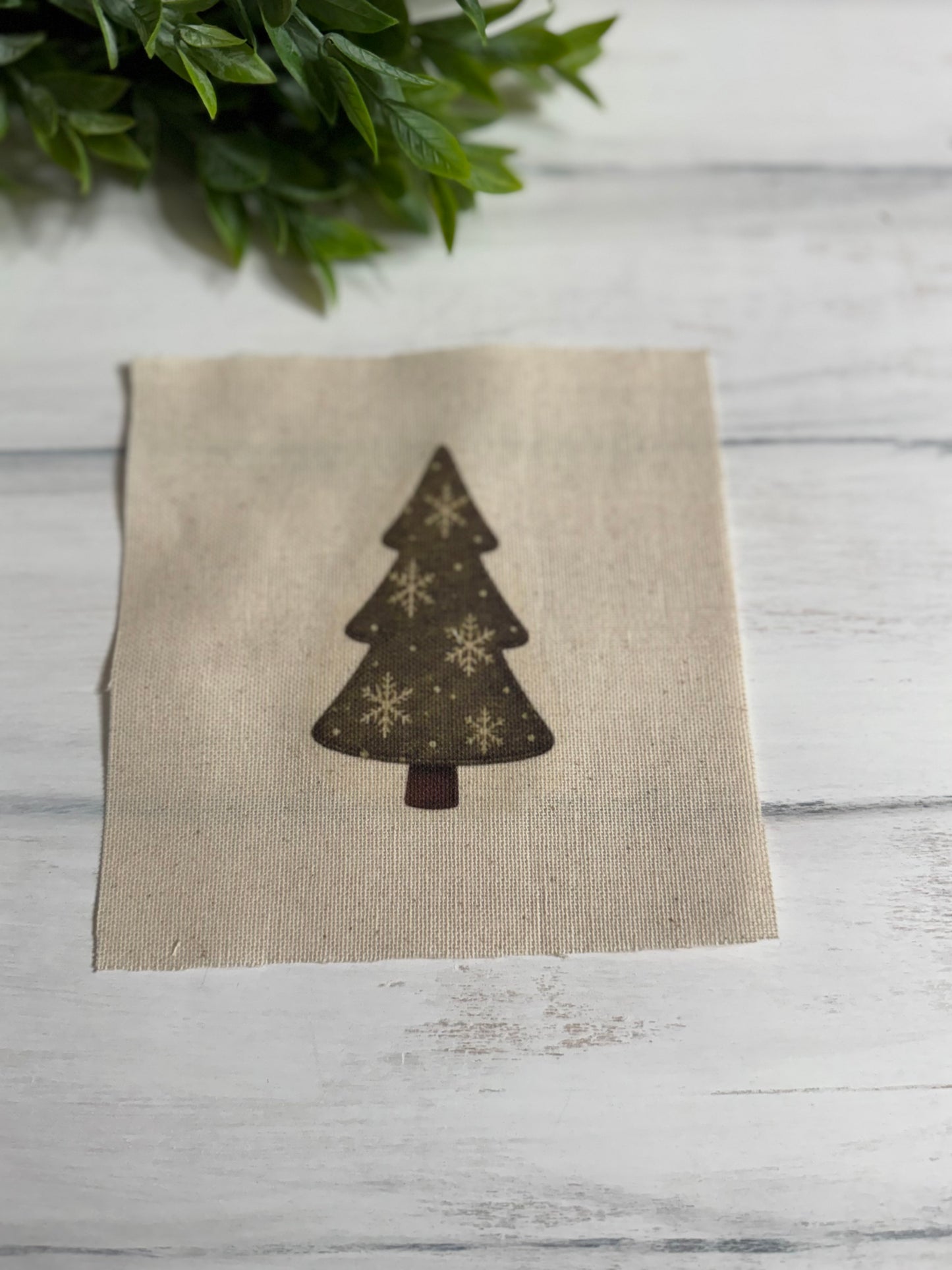 Green snowflake tree 5” patch