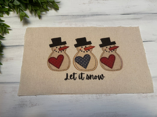 Let it snow red & blue pillow kit
