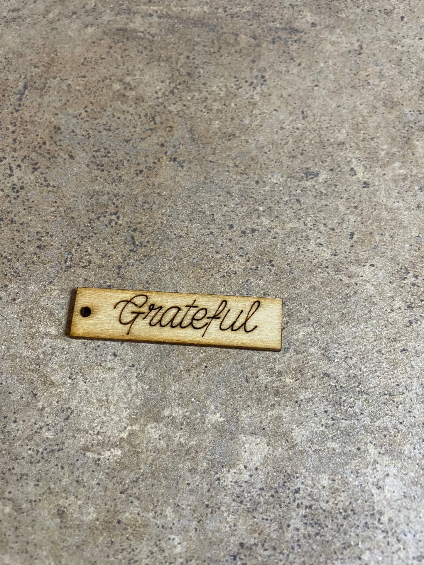 Grateful wooden tag