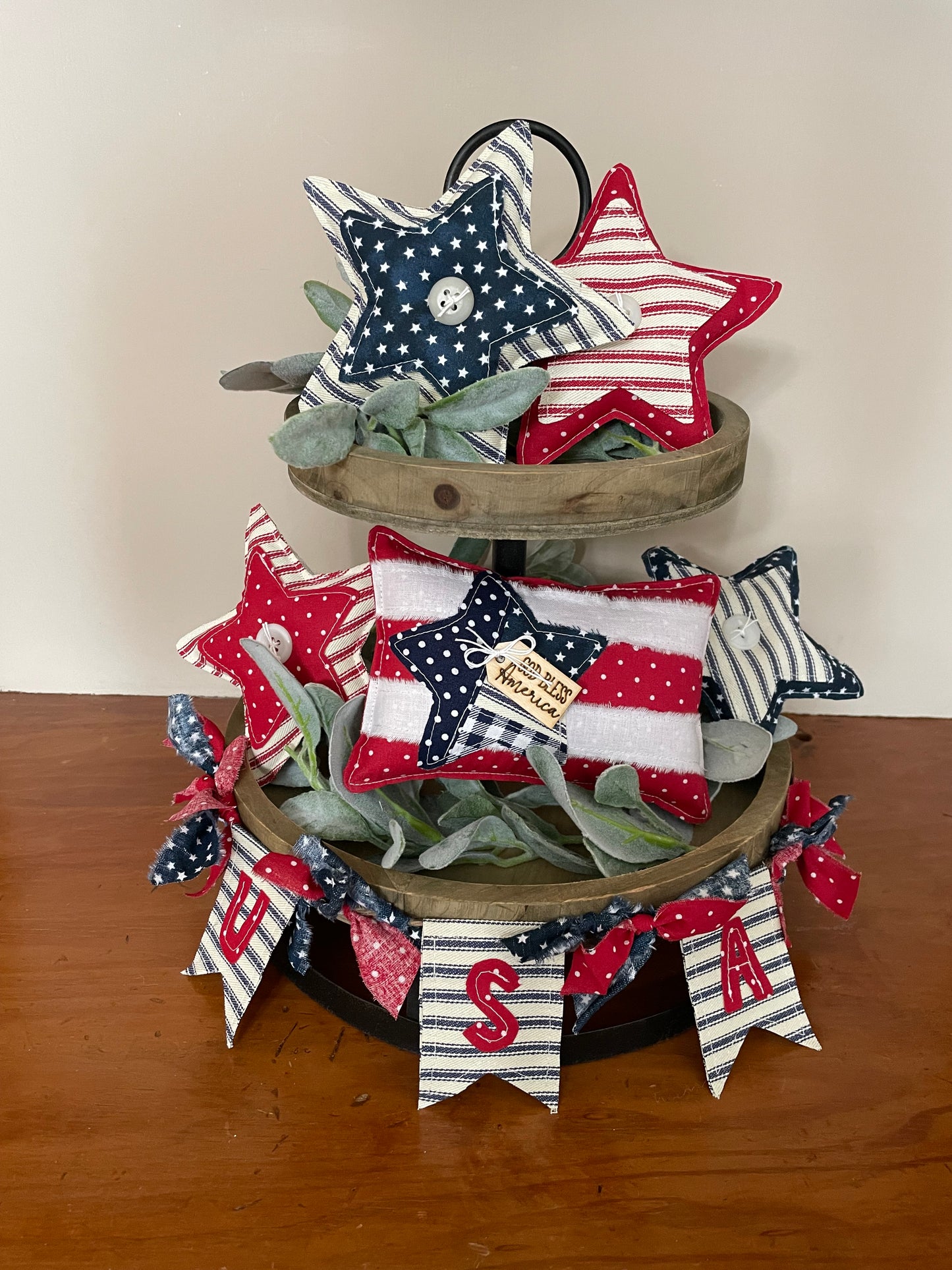Patriotic Tiered Tray Items