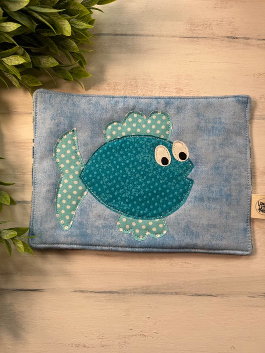 Fish with fins applique pattern