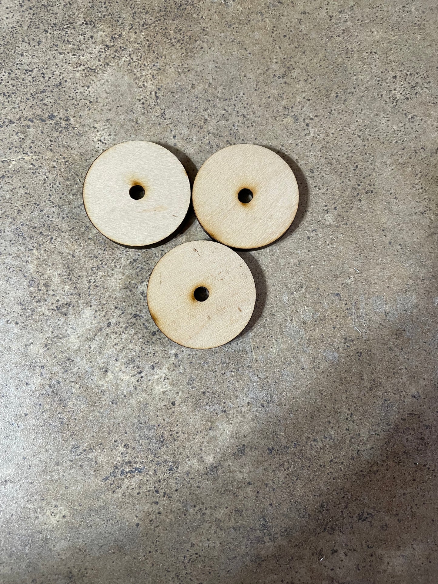 Set of 3 laser cut round bases