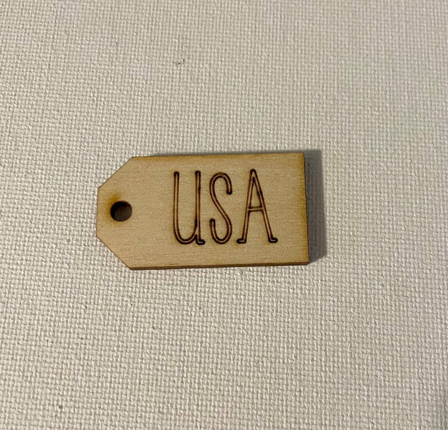 USA wooden tag