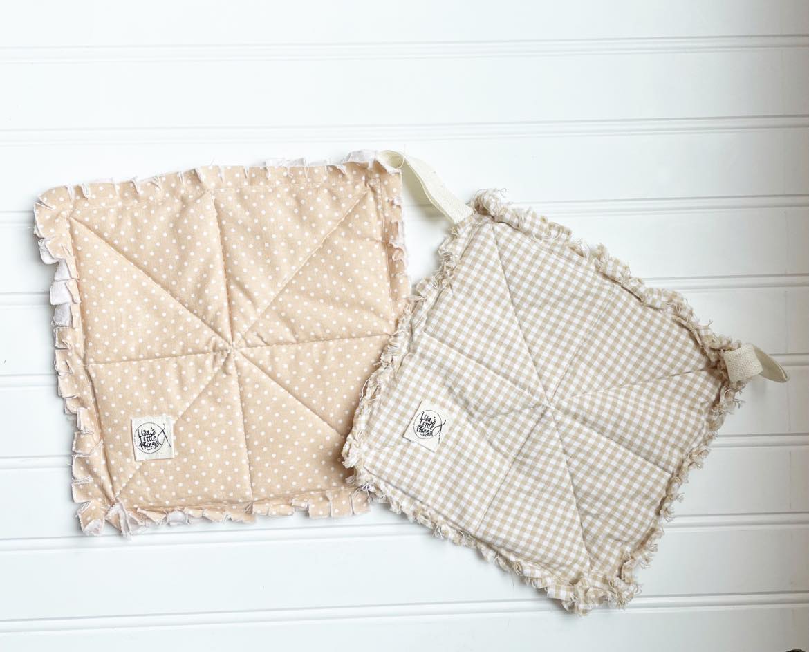 Tan potholders
